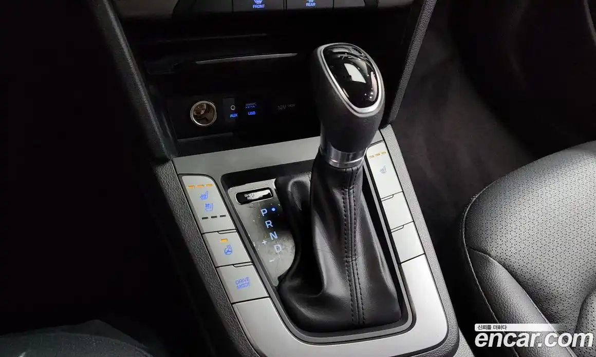 Hyundai Avante 2018 1.6 автомат (гидро), фото 11