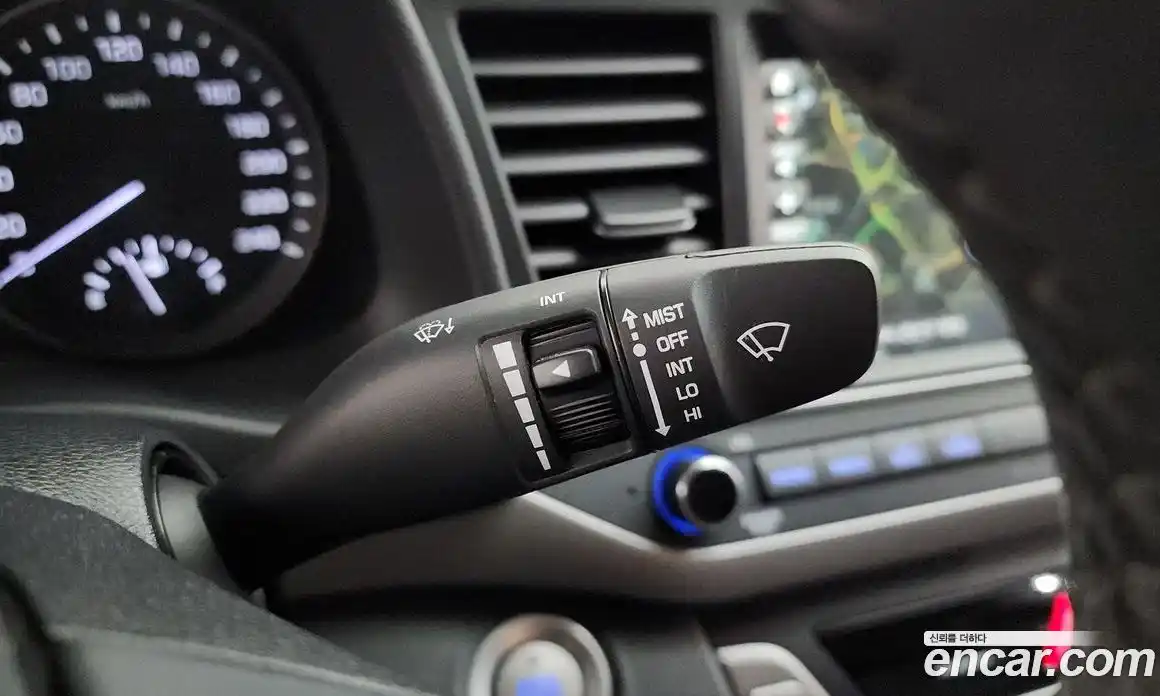 Hyundai Avante 2018 1.6 автомат (гидро), фото 29