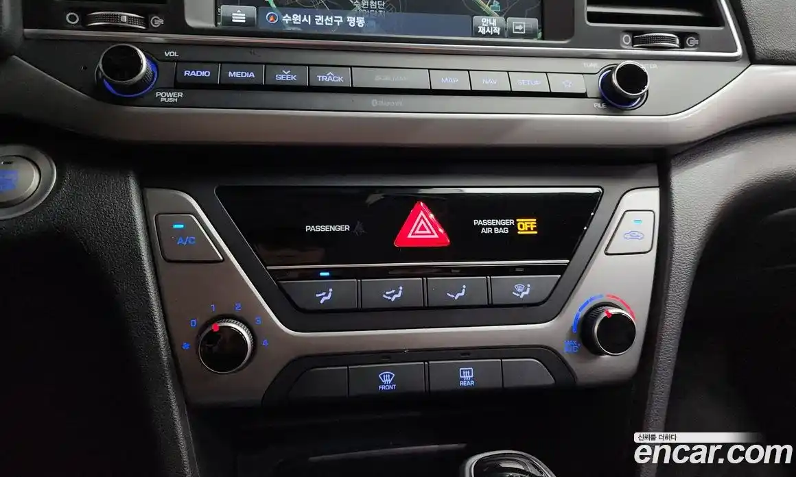 Hyundai Avante 2018 1.6 автомат (гидро), фото 30