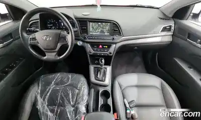 Hyundai Avante 2018 1.6 автомат (гидро), миниатюра 9