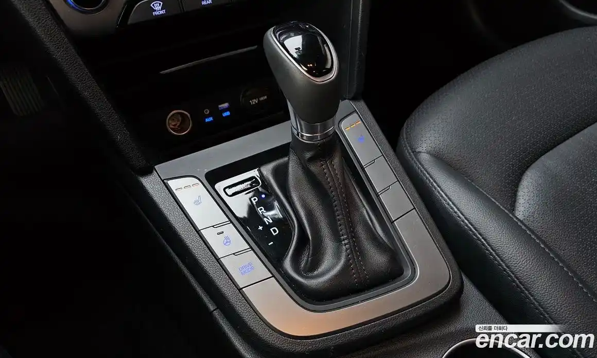 Hyundai Avante 2016 1.6 автомат (гидро), фото 11