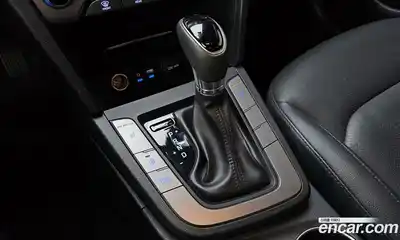 Hyundai Avante 2016 1.6 автомат (гидро), миниатюра 11