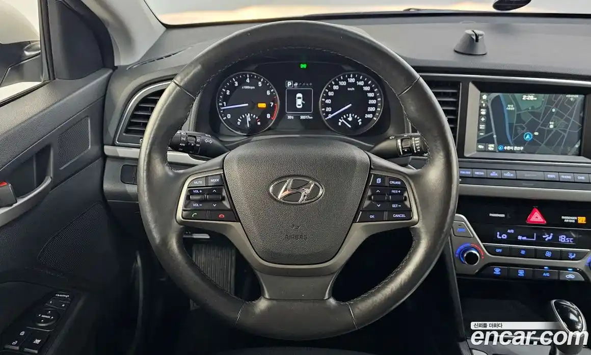 Hyundai Avante 2016 1.6 автомат (гидро), фото 19