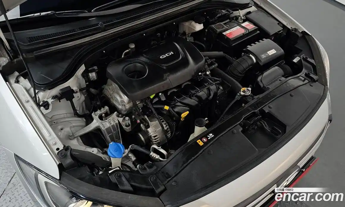 Hyundai Avante 2016 1.6 автомат (гидро), фото 5