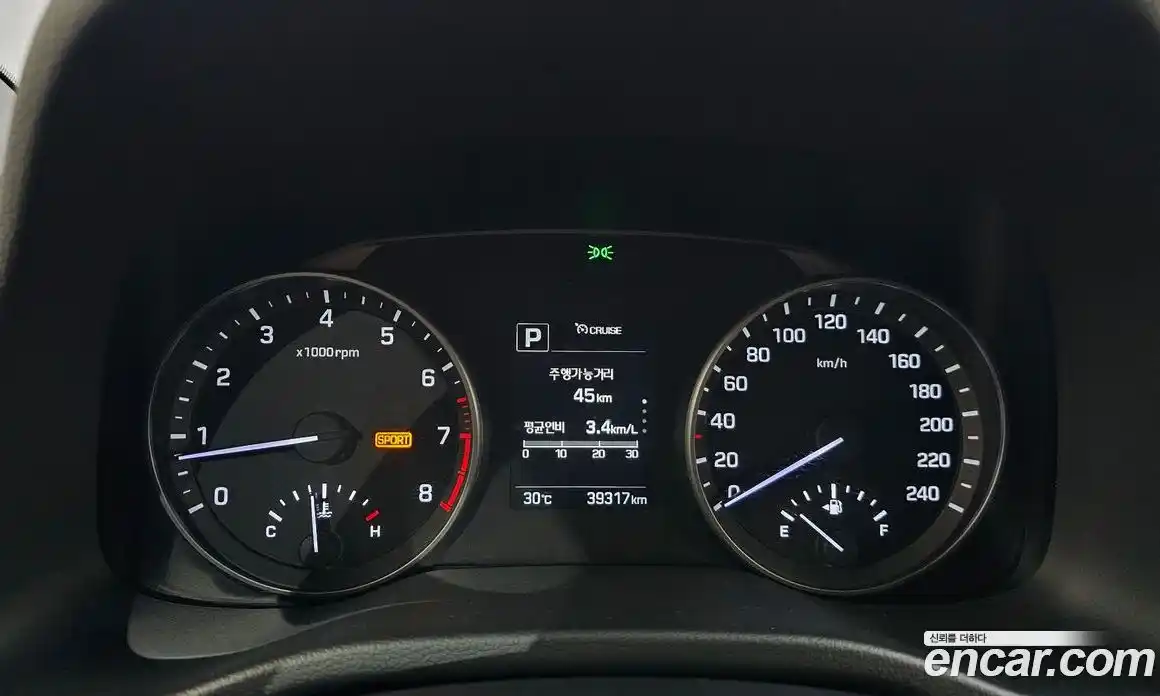 Hyundai Avante 2016 1.6 автомат (гидро), фото 10