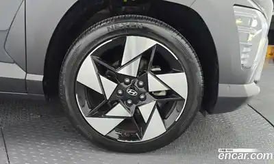 Hyundai Kona 2023 1.6 автомат (гидро), миниатюра 6