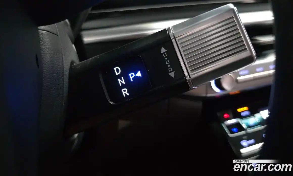 Hyundai Grandeur 2023 2.5 автомат (гидро), фото 11