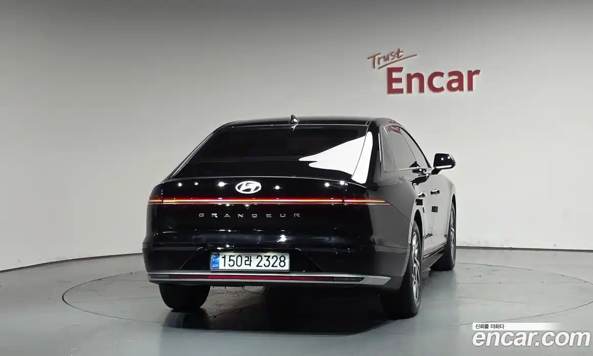 Hyundai Grandeur 2023 2.5 автомат (гидро), фото 3