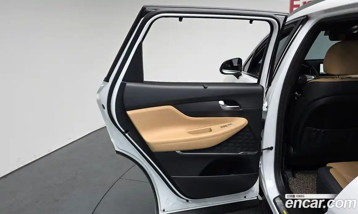 Hyundai Santa Fe 2021 2.5 автомат (гидро), фото 14