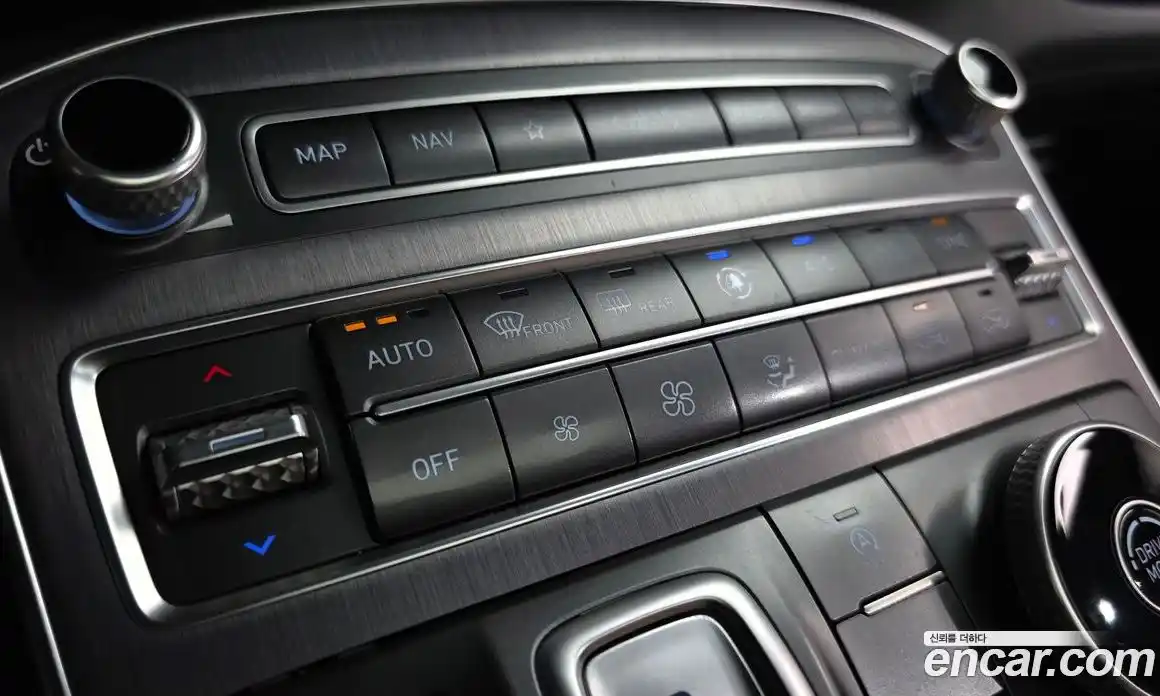 Hyundai Santa Fe 2021 2.5 автомат (гидро), фото 21