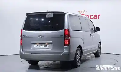 Hyundai Starex 2018 2.5 автомат (гидро), миниатюра 2