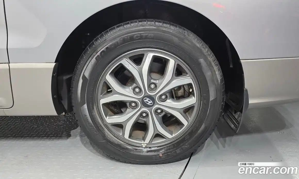 Hyundai Starex 2018 2.5 автомат (гидро), фото 7