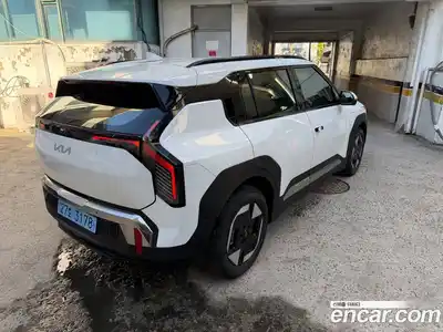 Kia EV3 2026 автомат (гидро), миниатюра 3