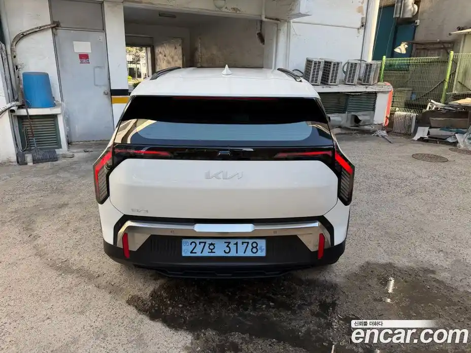 Kia EV3 2026 автомат (гидро), фото 4