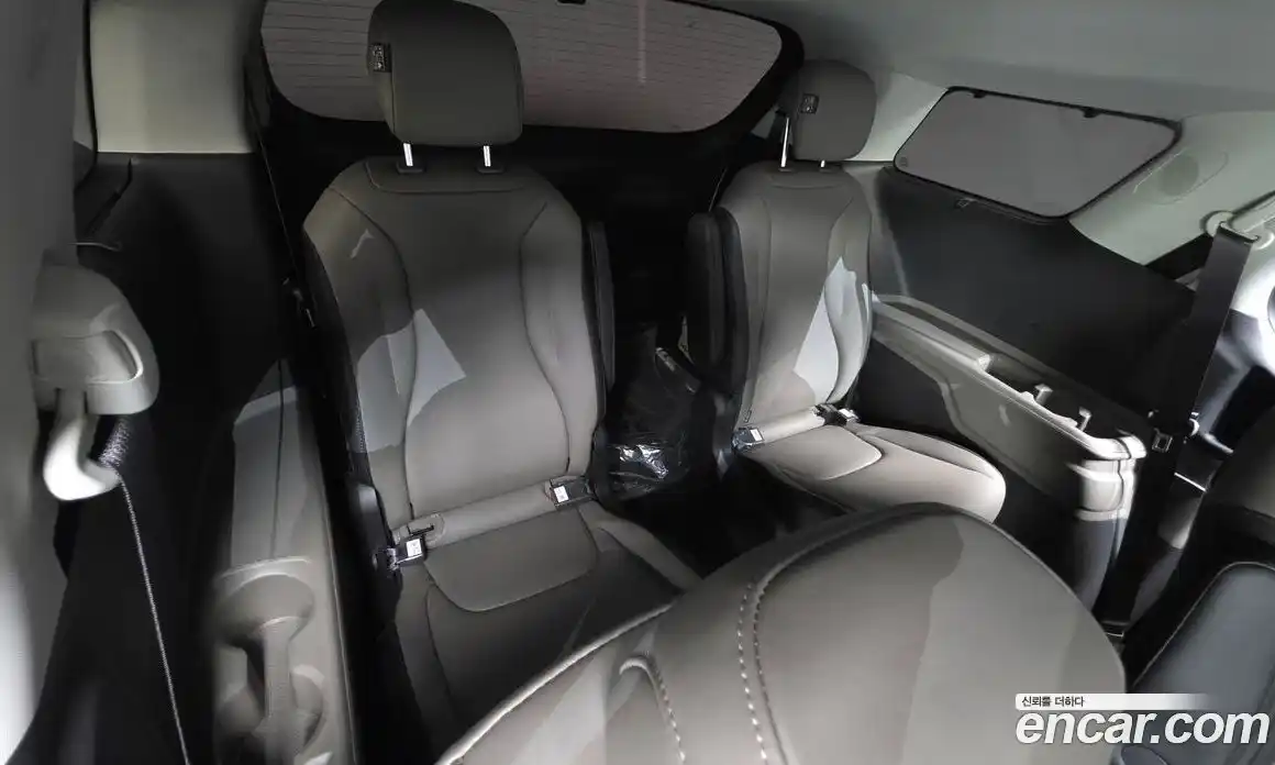 Kia Carnival 2024 2.2 автомат (гидро), фото 16