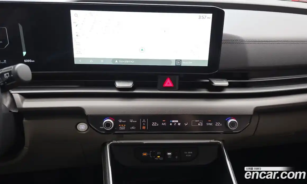 Kia Carnival 2024 2.2 автомат (гидро), фото 23