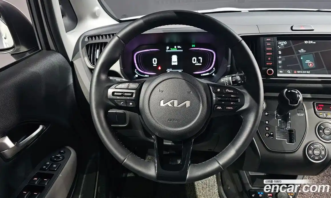 Kia Ray 2023 1.0 автомат (гидро), фото 12