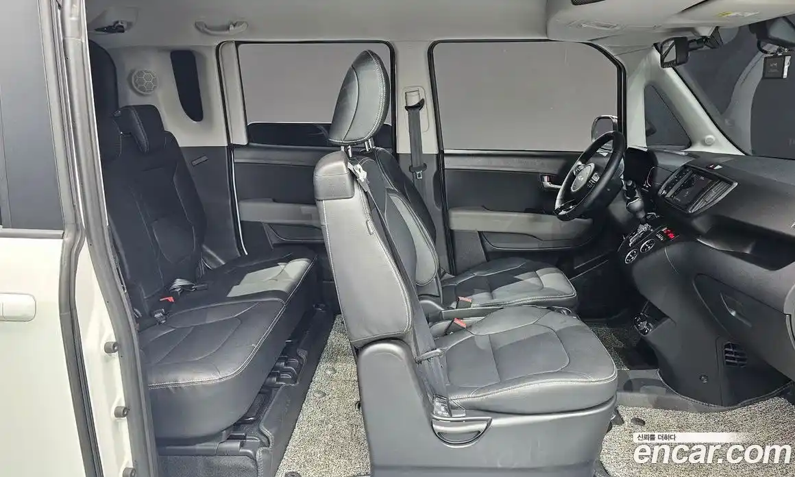 Kia Ray 2023 1.0 автомат (гидро), фото 17