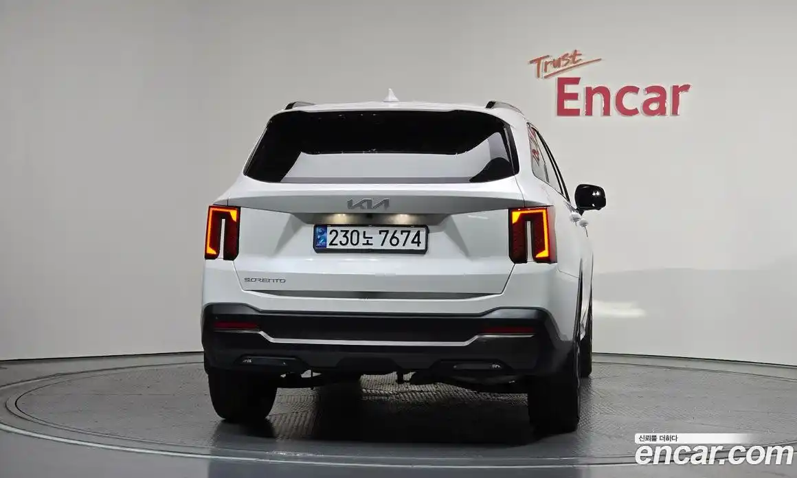 Kia Sorento 2024 2.2 автомат (гидро), фото 4