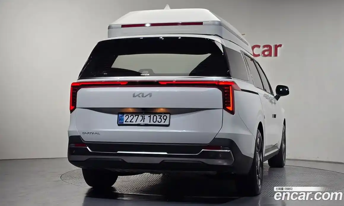 Kia Carnival 2024 2.2 автомат (гидро), фото 4
