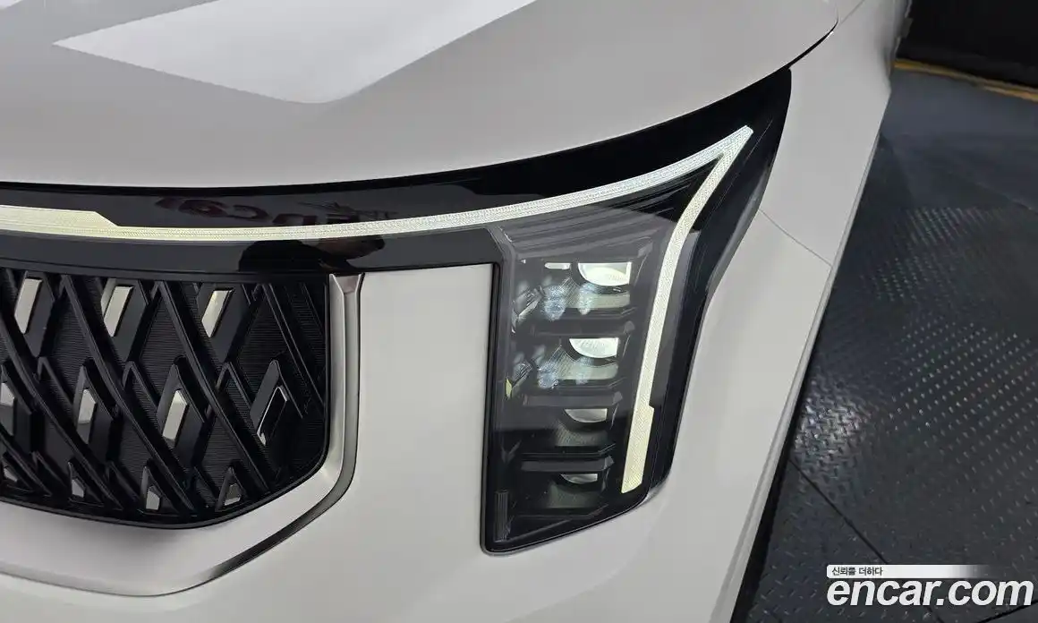 Kia Carnival 2024 2.2 автомат (гидро), фото 8