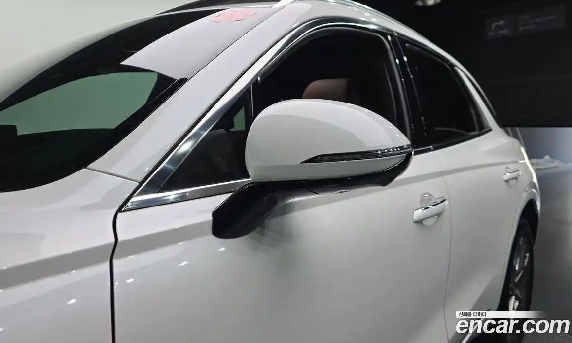 Genesis GV70 2022 2.5 автомат (гидро), фото 27
