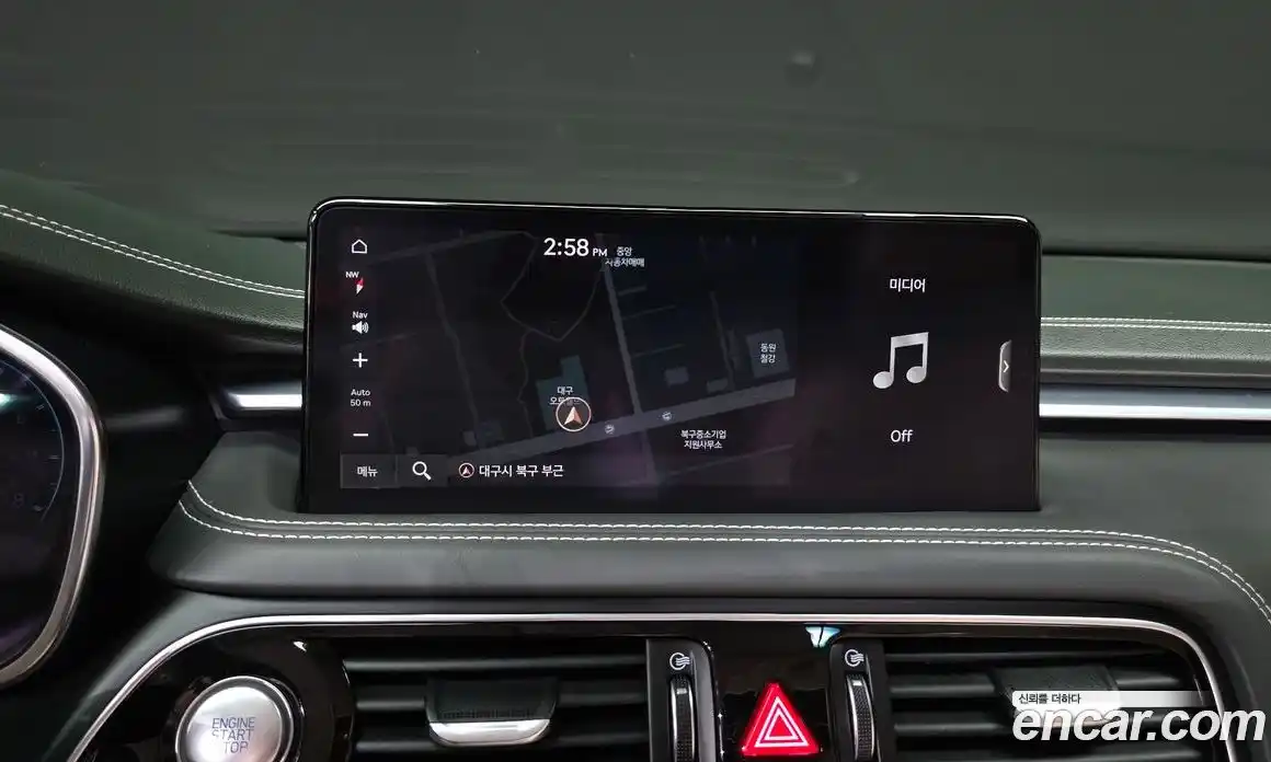 Genesis G70 2023 2.0 автомат (гидро), фото 15