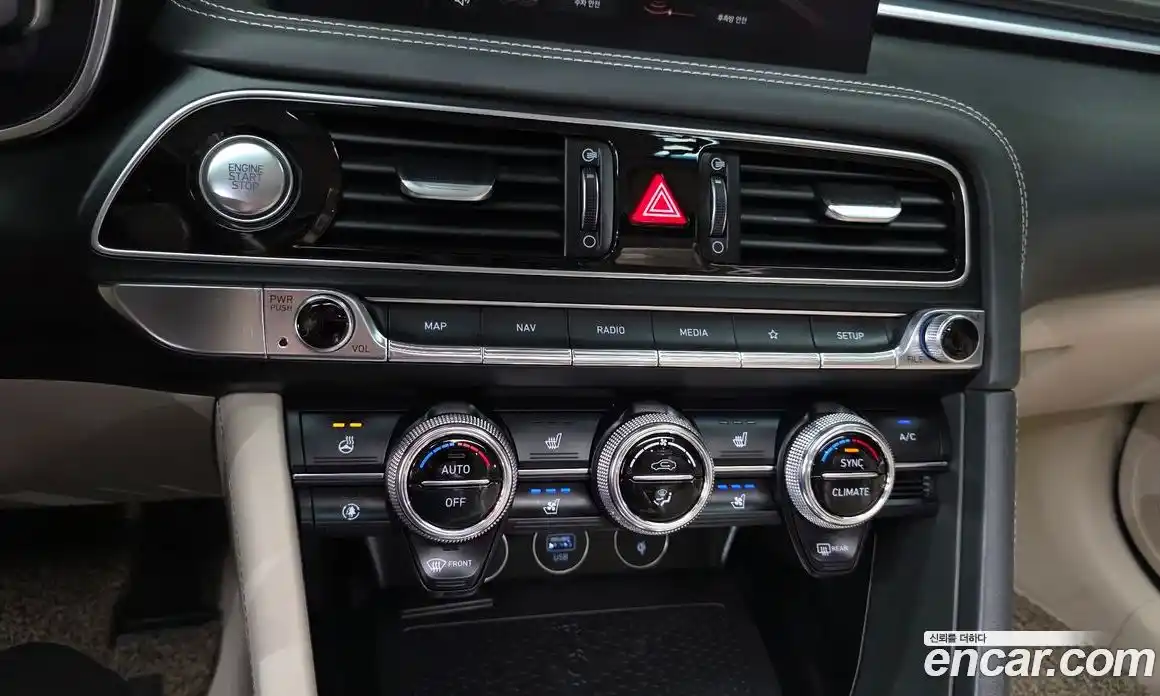 Genesis G70 2023 2.0 автомат (гидро), фото 19