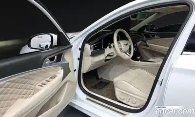 Genesis G70 2023 2.0 автомат (гидро), миниатюра 10