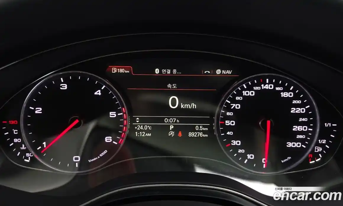 Audi A6 2015 2.0 автомат (гидро), фото 8