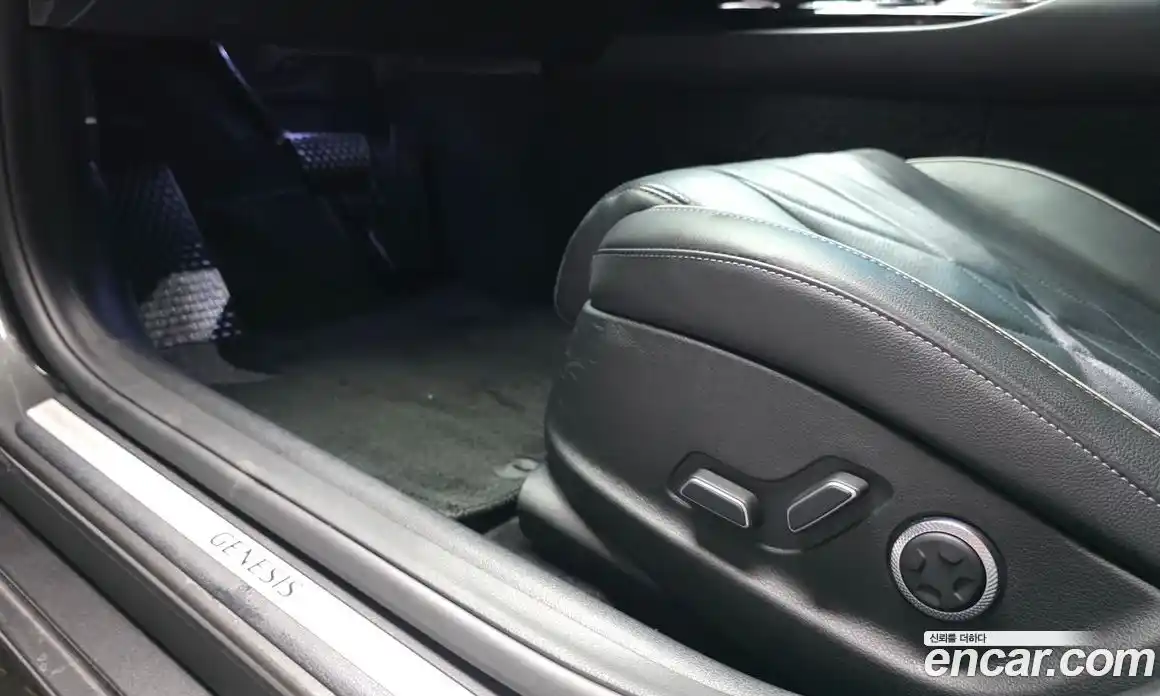 Genesis G80 2024 2.5 автомат (гидро), фото 19