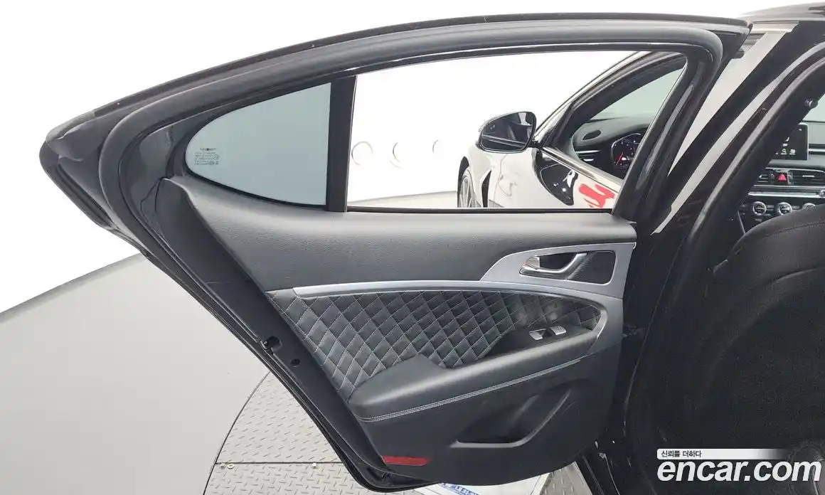 Genesis G70 2018 2.0 автомат (гидро), фото 15