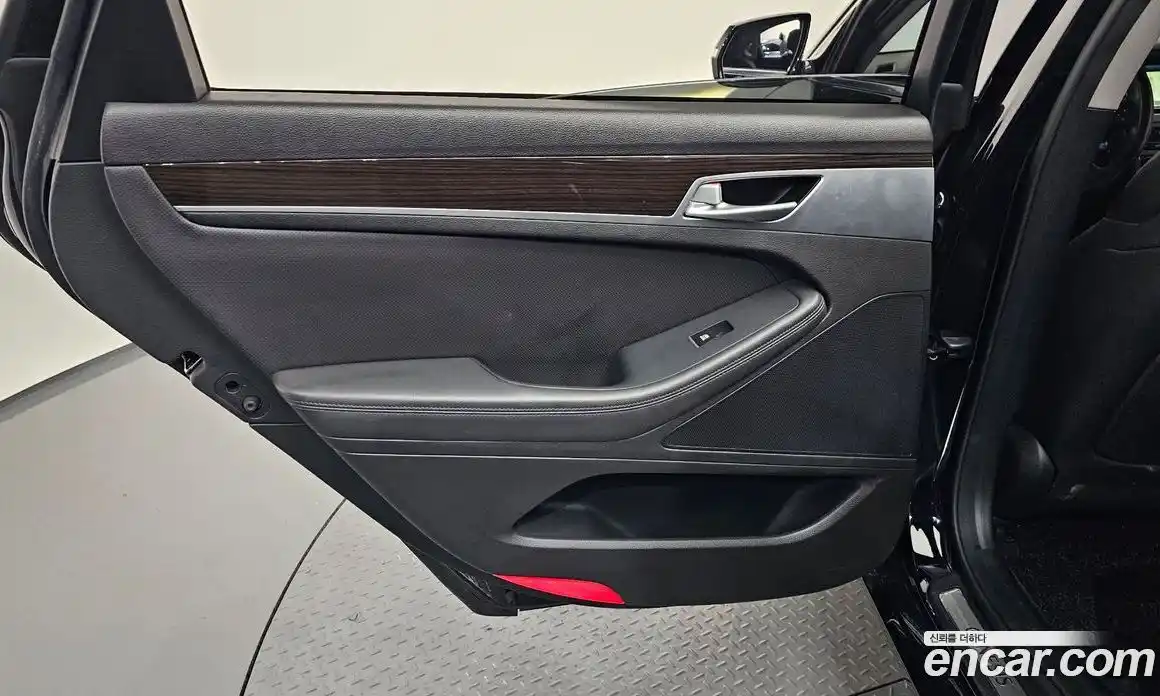 Genesis G80 2016 3.3 автомат (гидро), фото 15