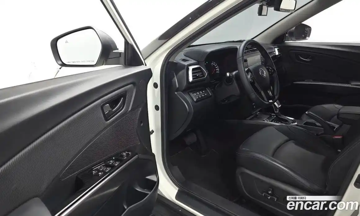 SsangYong TIBOLI 2023 1.6 автомат (гидро), фото 13