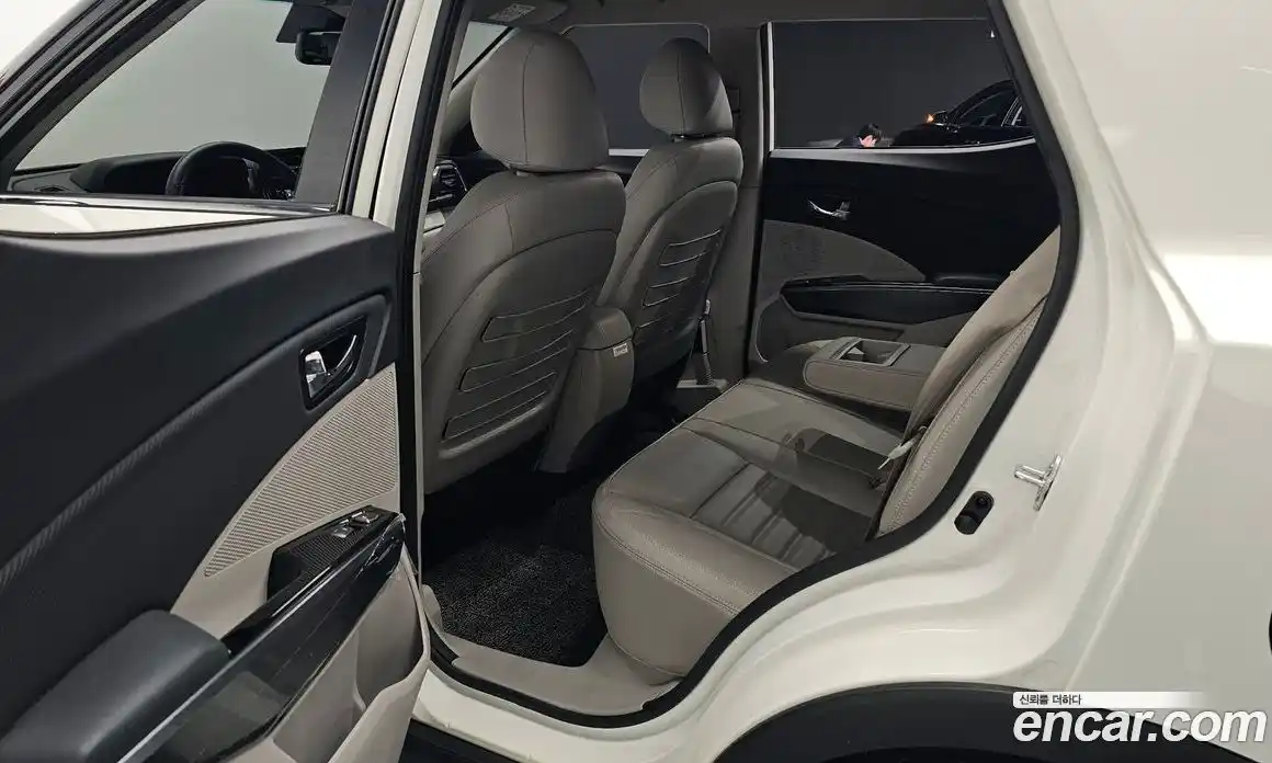 SsangYong TIBOLI 2022 1.5 автомат (гидро), фото 17