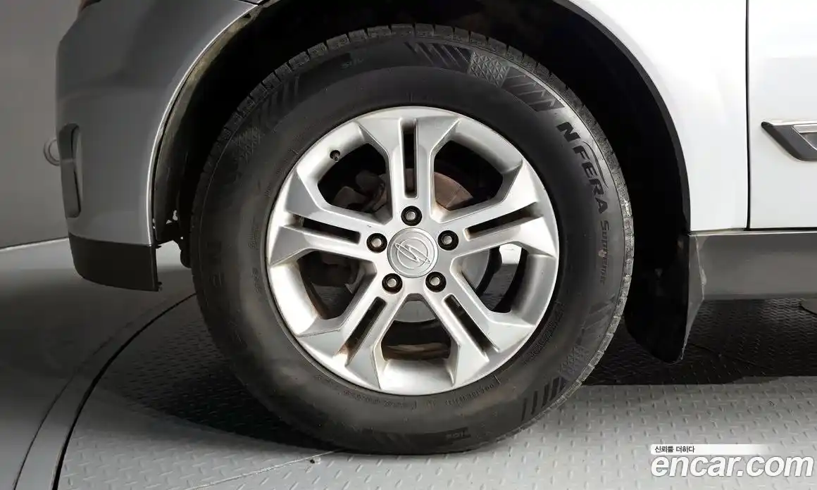SsangYong Korando 2012 2.0 автомат (гидро), фото 5