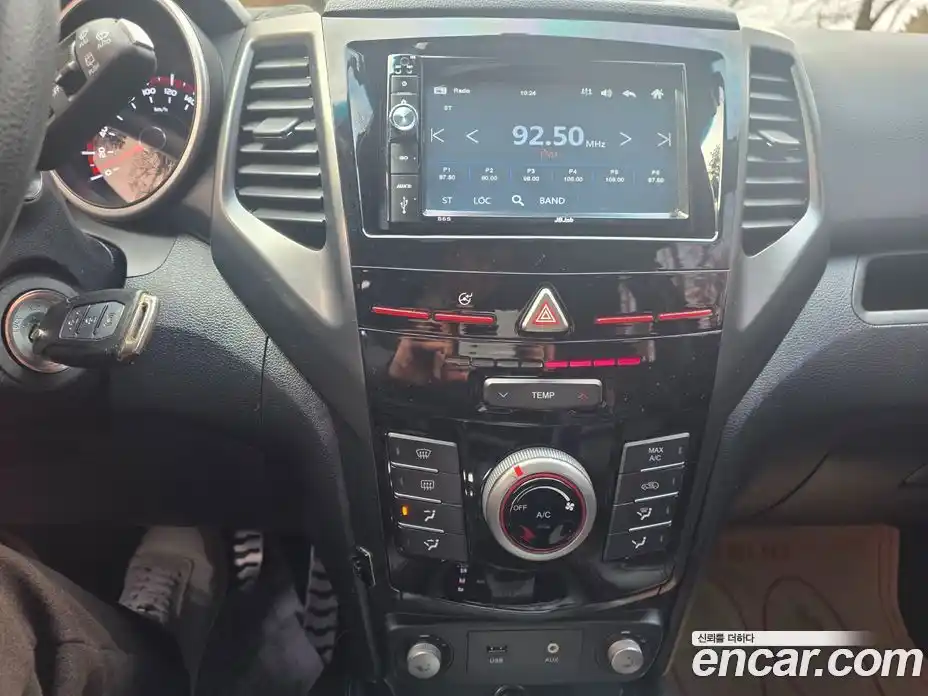 SsangYong TIBOLI 2019 1.6 автомат (гидро), фото 13