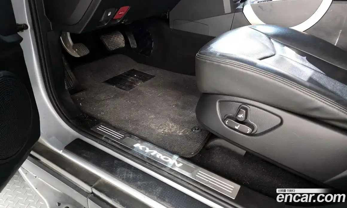 SsangYong Kyron 2010 2.0 автомат (гидро), фото 17