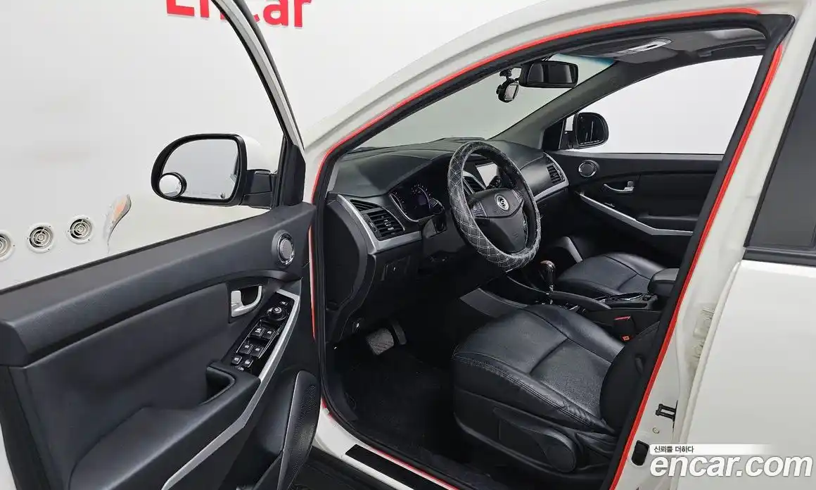SsangYong Korando 2014 2.0 автомат (гидро), фото 13