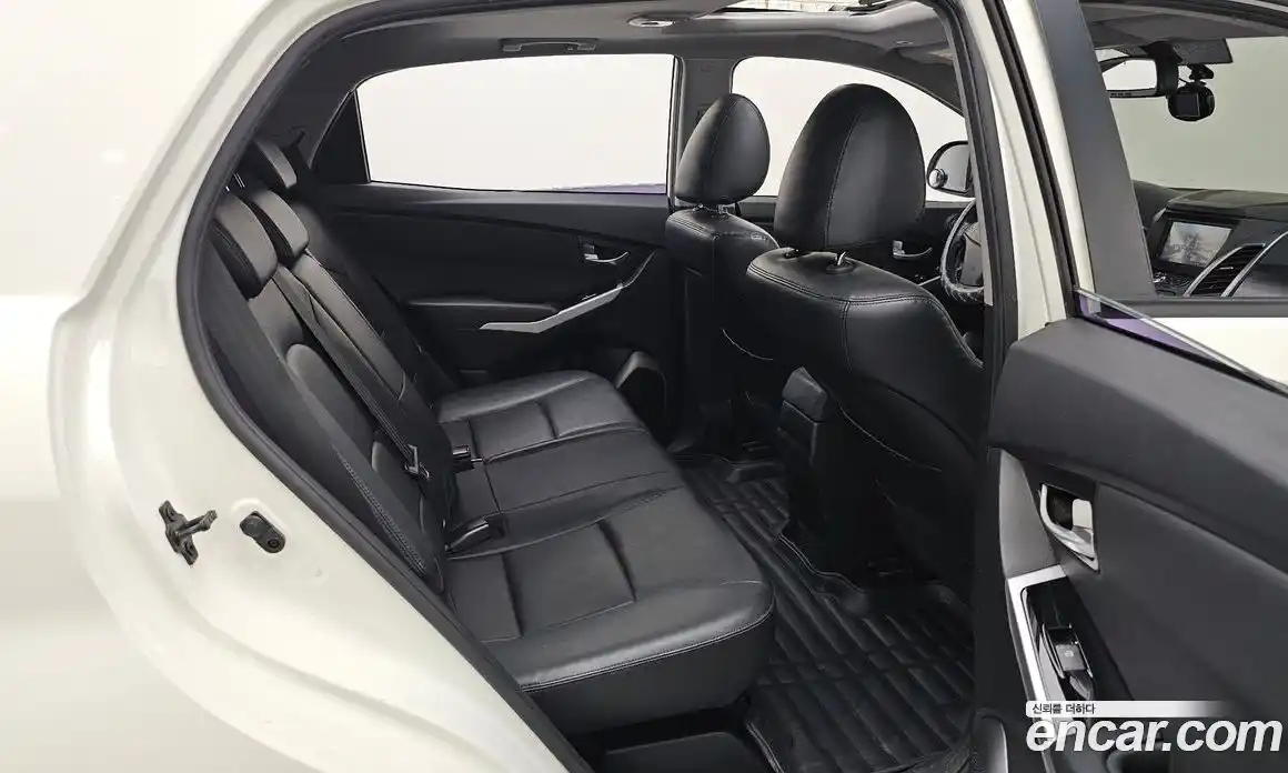 SsangYong Korando 2014 2.0 автомат (гидро), фото 18