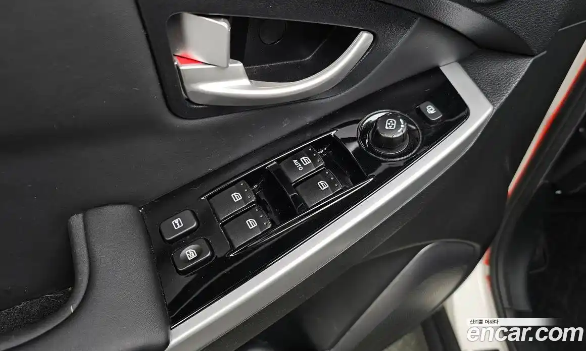SsangYong Korando 2014 2.0 автомат (гидро), фото 24