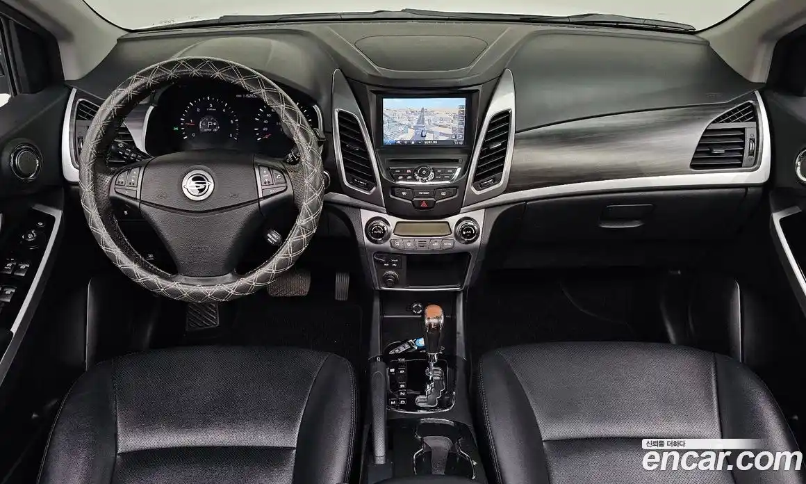 SsangYong Korando 2014 2.0 автомат (гидро), фото 10