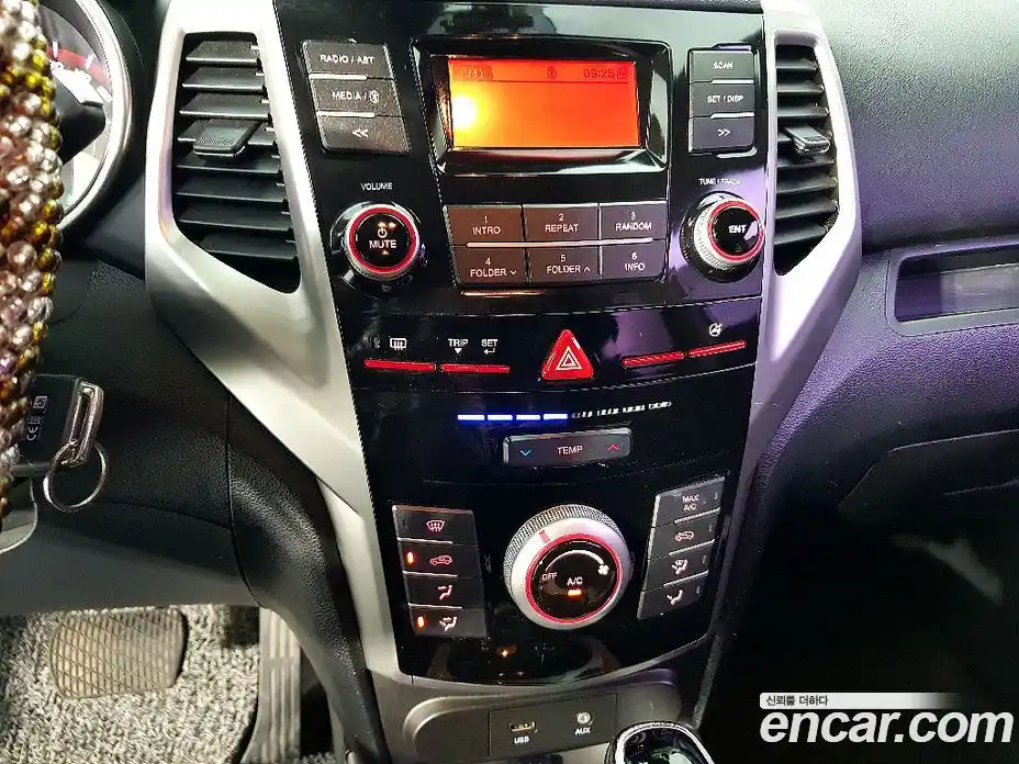 SsangYong TIBOLI 2015 1.6 автомат (гидро), фото 14