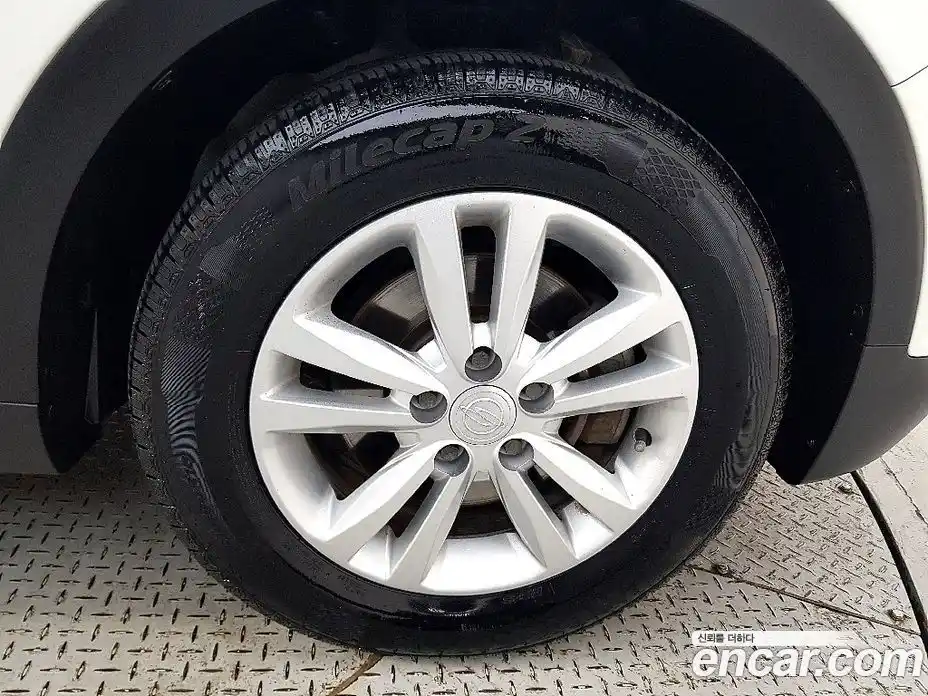 SsangYong TIBOLI 2015 1.6 автомат (гидро), фото 20