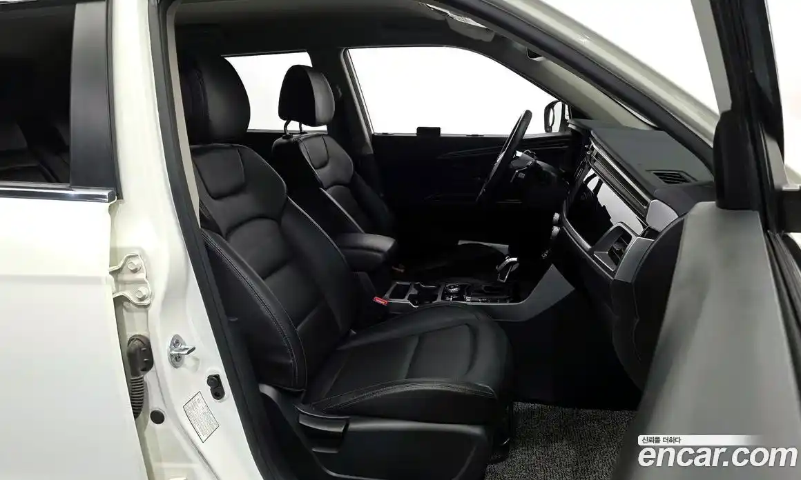 SsangYong Korando 2020 1.6 автомат (гидро), фото 16