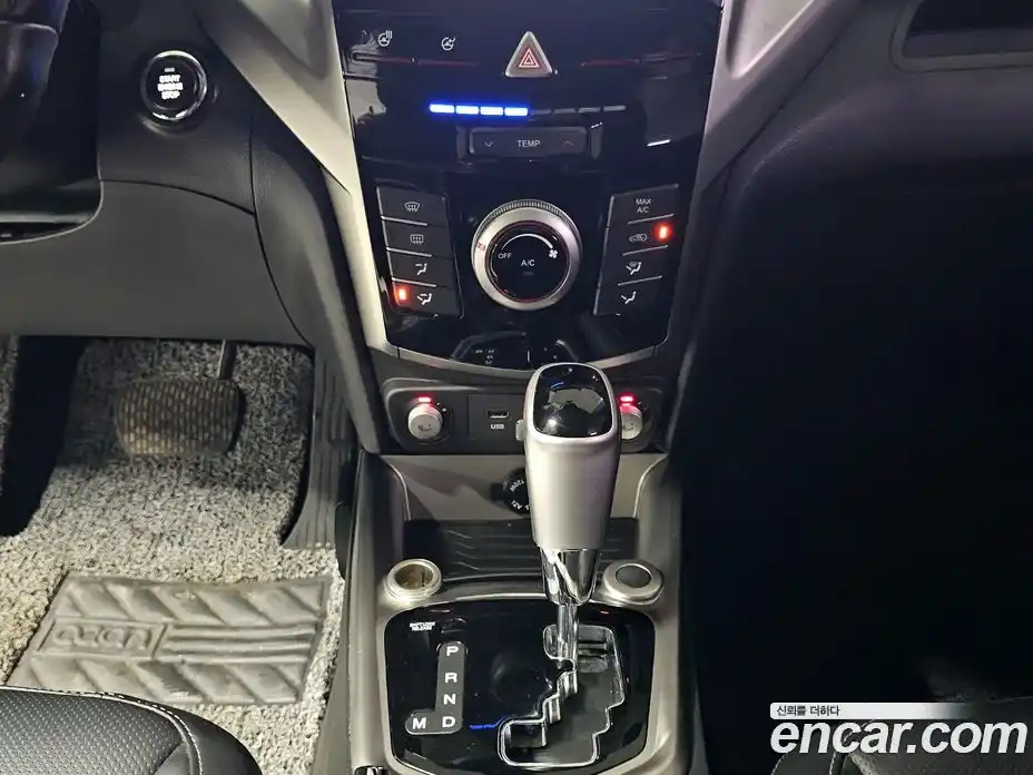 SsangYong TIBOLI 2017 1.6 автомат (гидро), фото 12