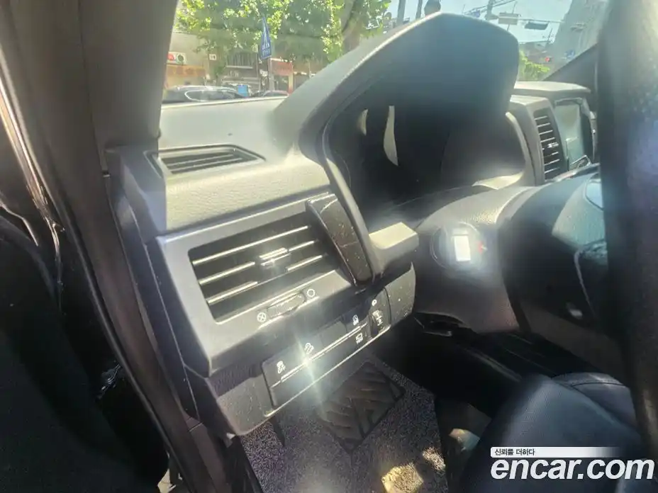 SsangYong Rexton 2022 2.2 автомат (гидро), фото 10
