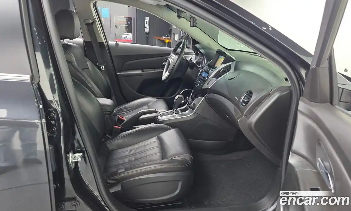 Chevrolet Cruze 2013 1.8 автомат (гидро), фото 11