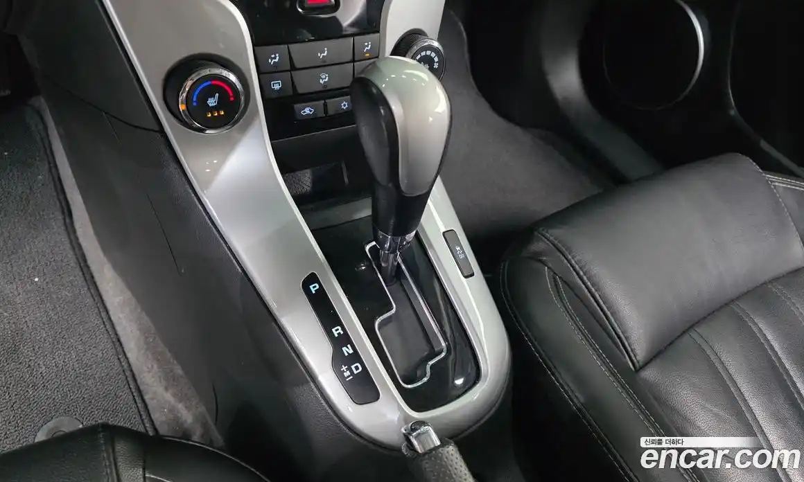 Chevrolet Cruze 2013 1.8 автомат (гидро), фото 9