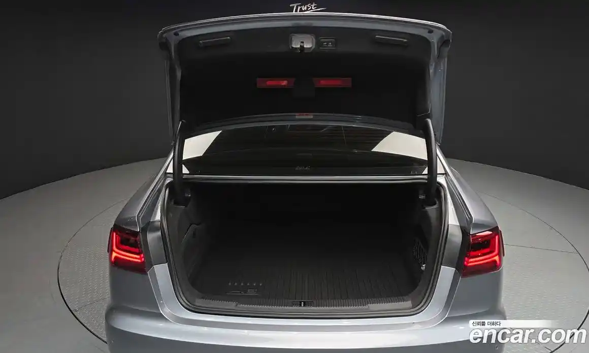 Audi A6 2015 3.0 автомат (гидро), фото 20